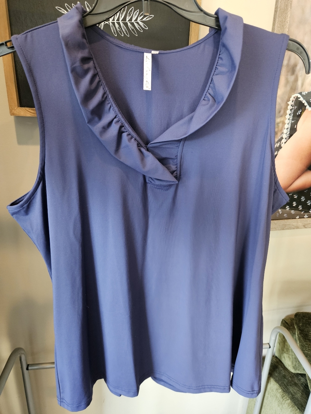 Lulu-B Ruffle Neck Sleeveless Top UPF 50+ Navy Blue Size 1X Plus